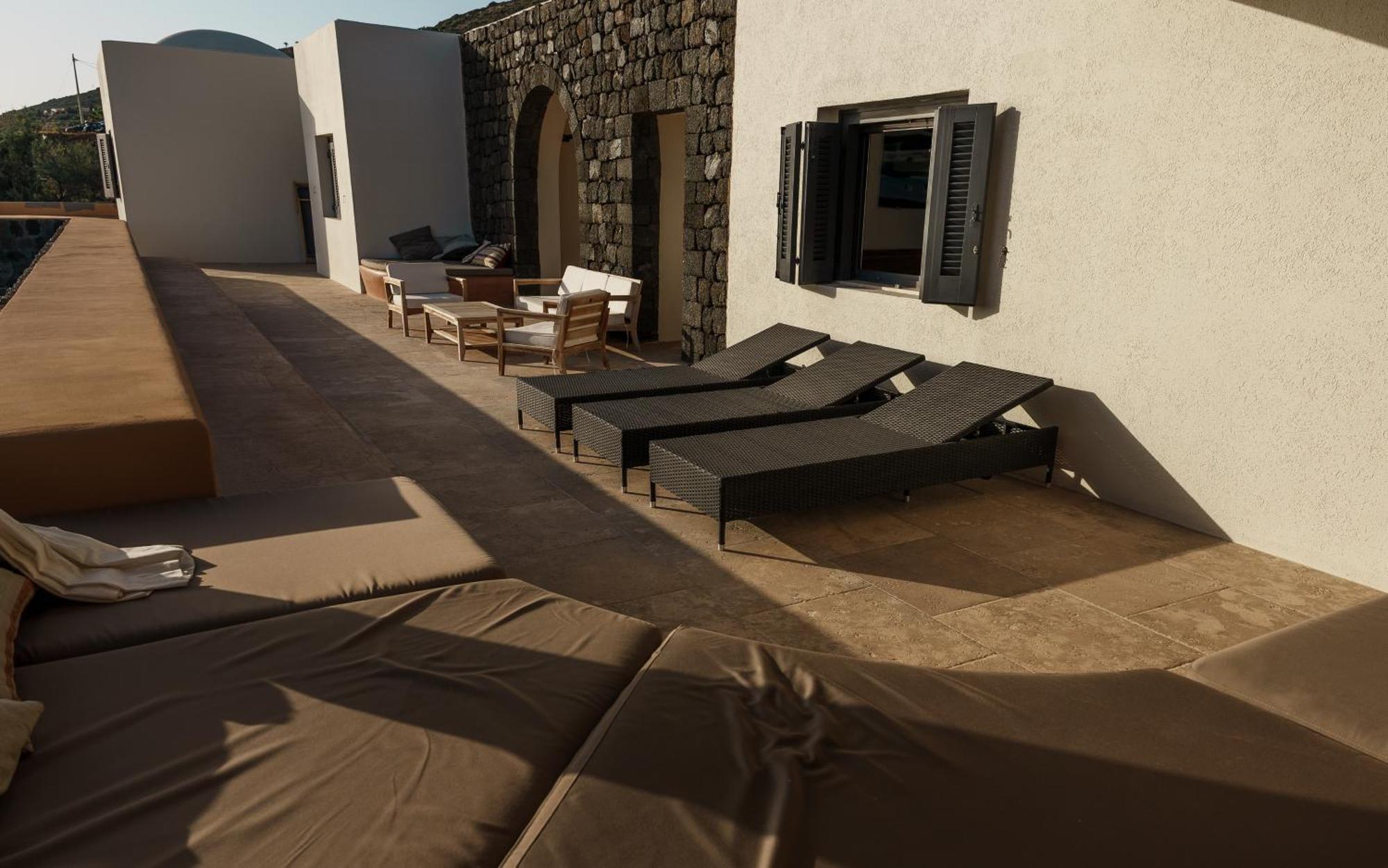 Calypso Sea Sunset Relais * Siba