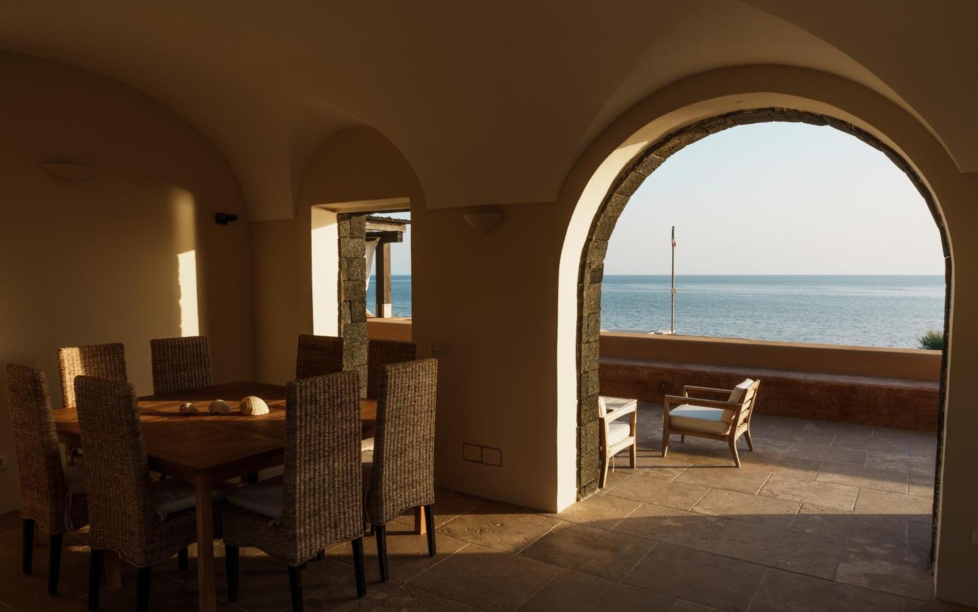 Calypso Sea Sunset Relais Siba