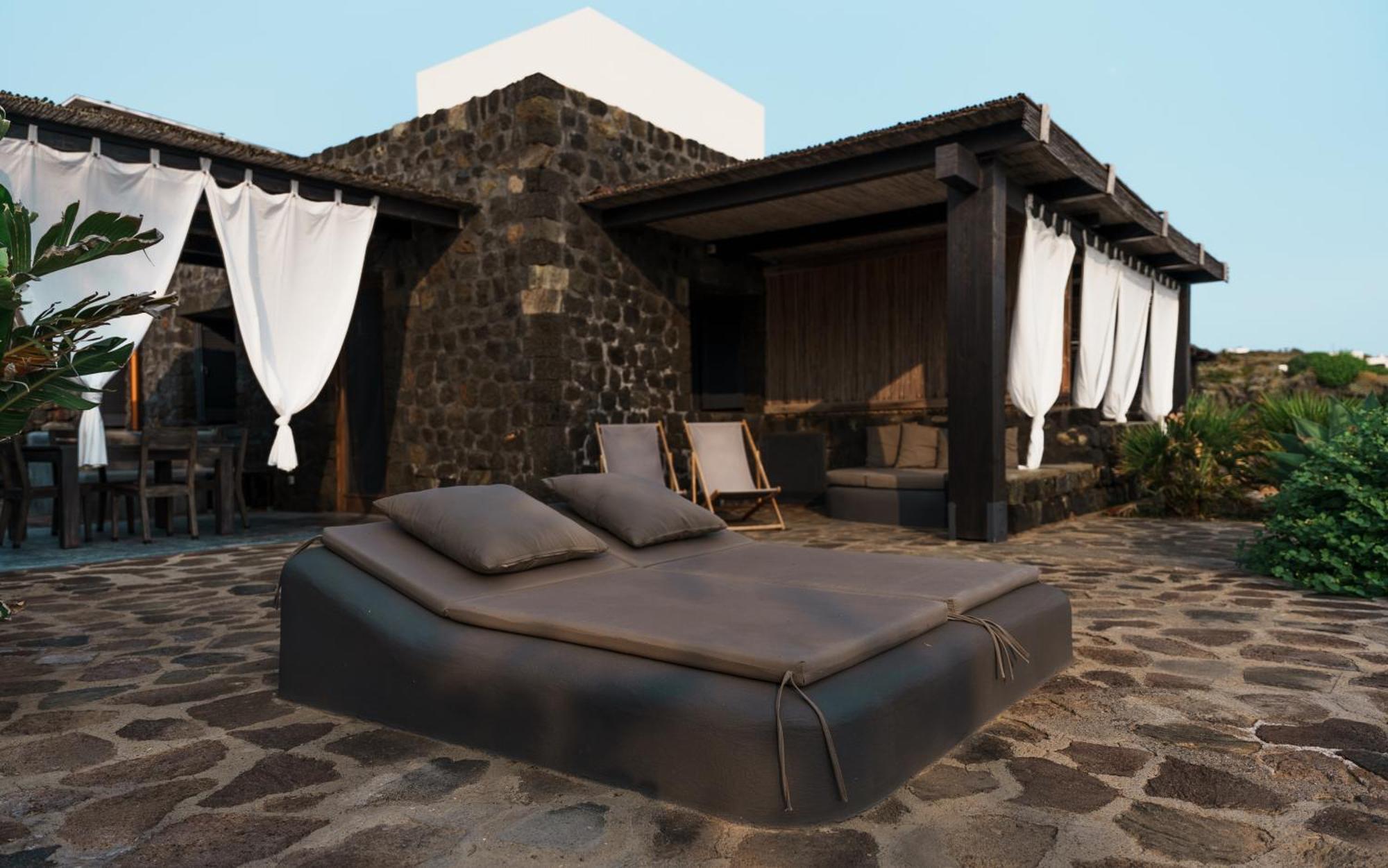 Calypso Sea Sunset Relais Siba
