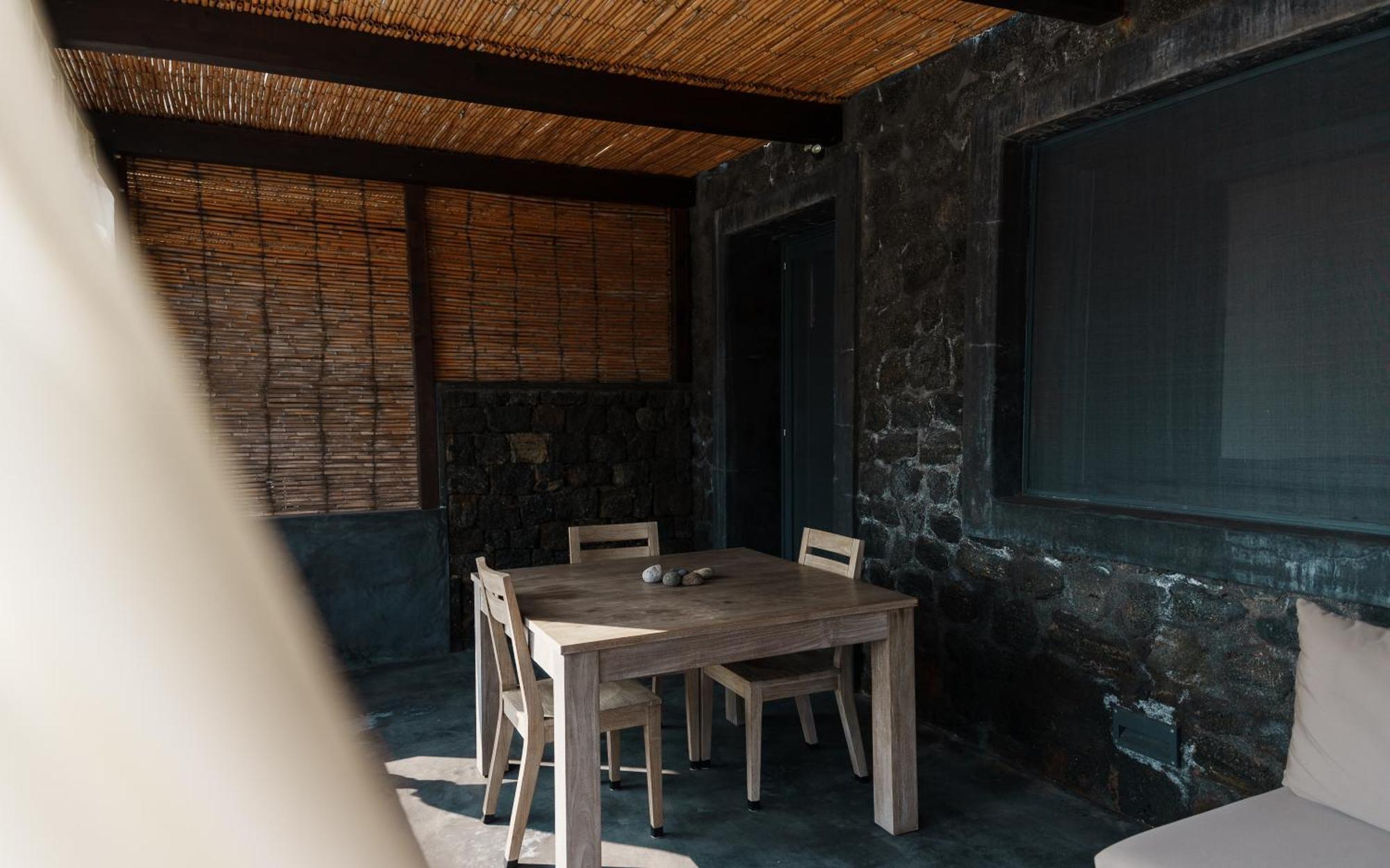 Calypso Sea Sunset Relais Siba